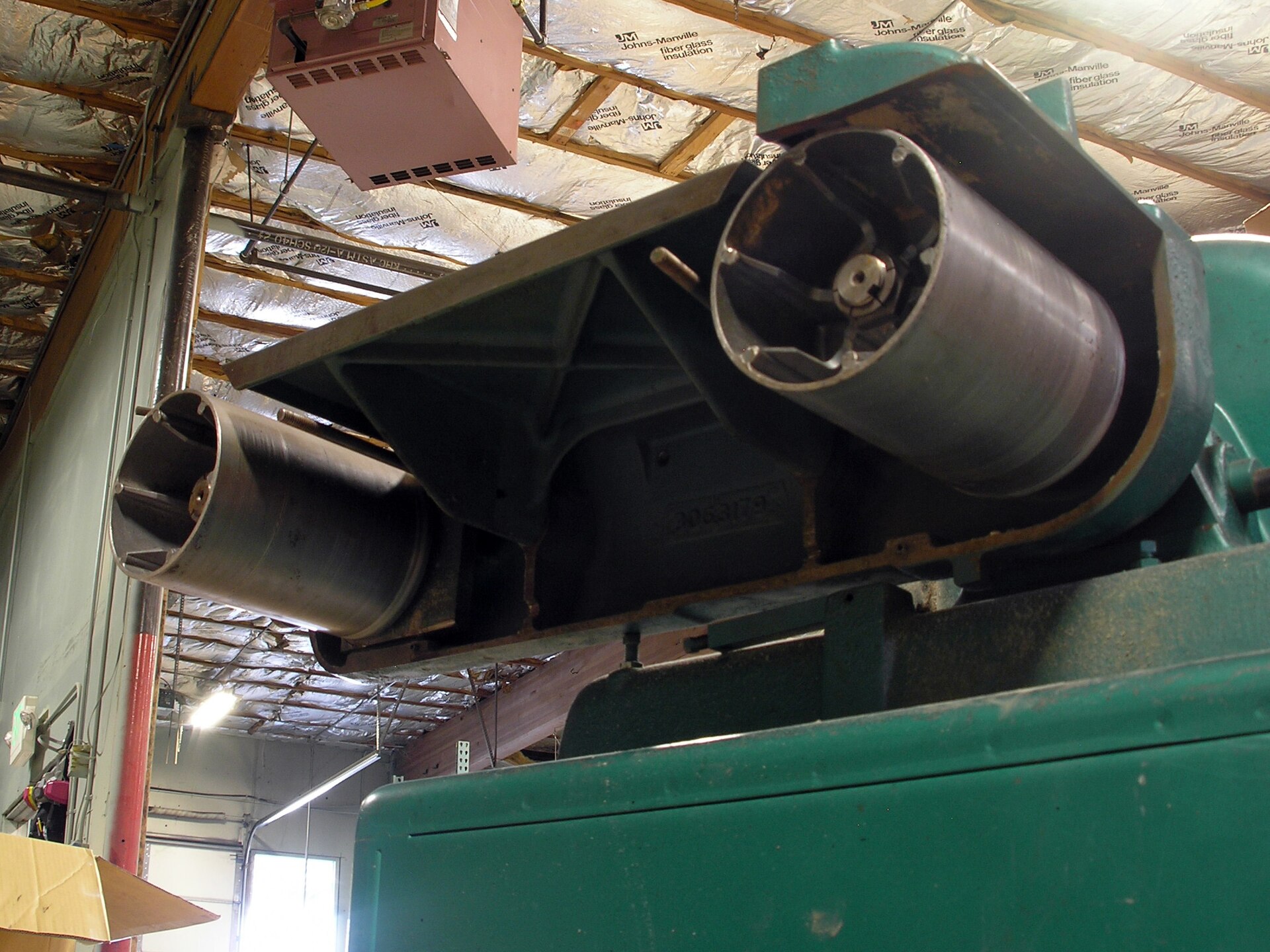 The belt sander needs a dust cover.jpg — illustrating Random Orbital vs Belt Sander: What Is Each One For?