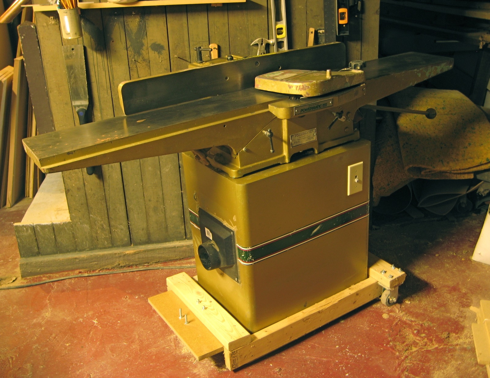 Powermatic jointer (2).jpg — illustrating What Is a Planer, and How Does It Differ From a Jointer?